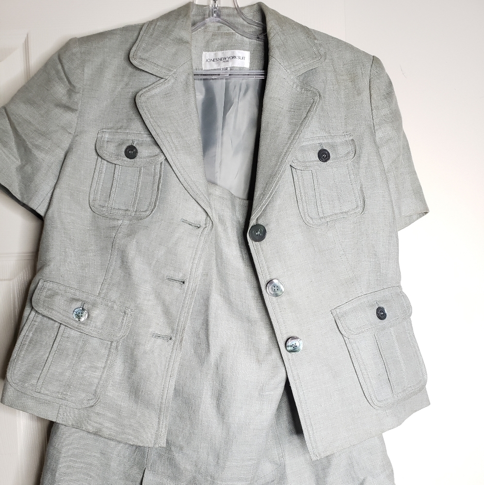 Suit